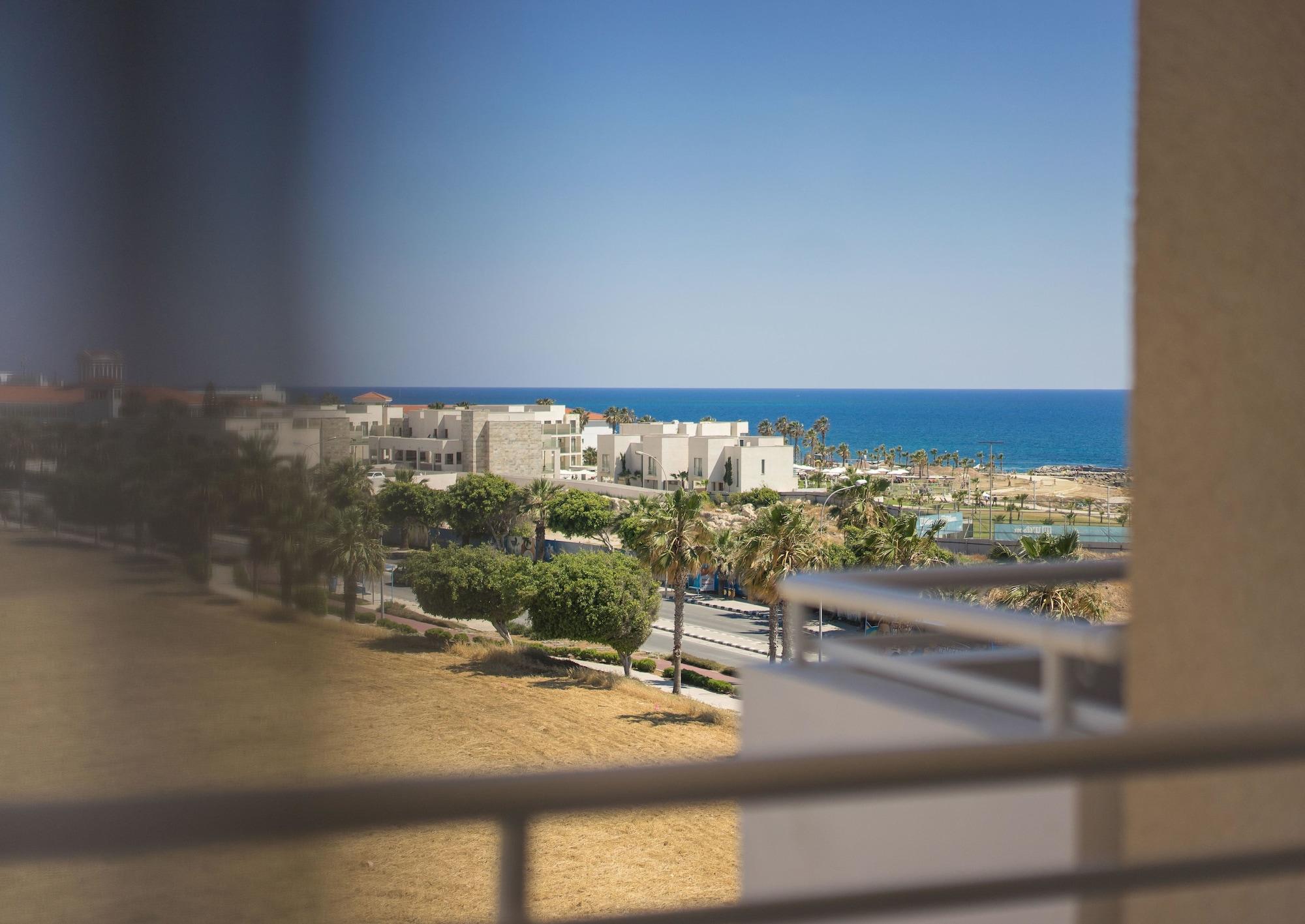 Aloe Hotel Paphos Eksteriør bilde