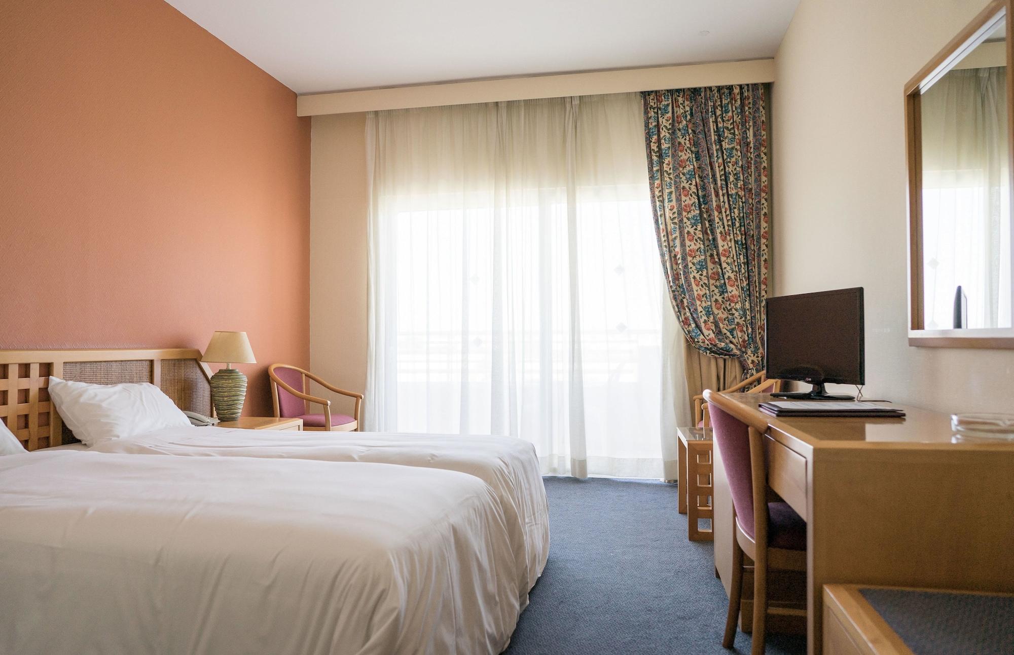 Aloe Hotel Paphos Eksteriør bilde