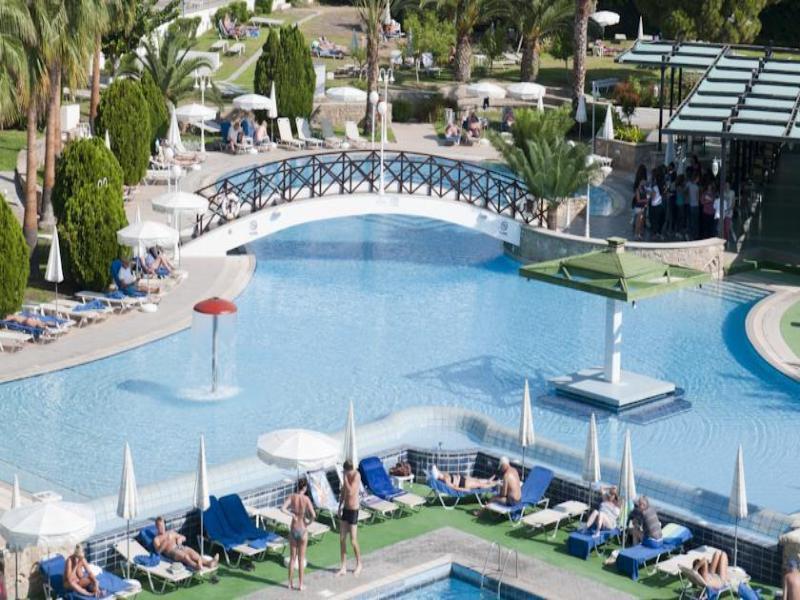 Aloe Hotel Paphos Eksteriør bilde