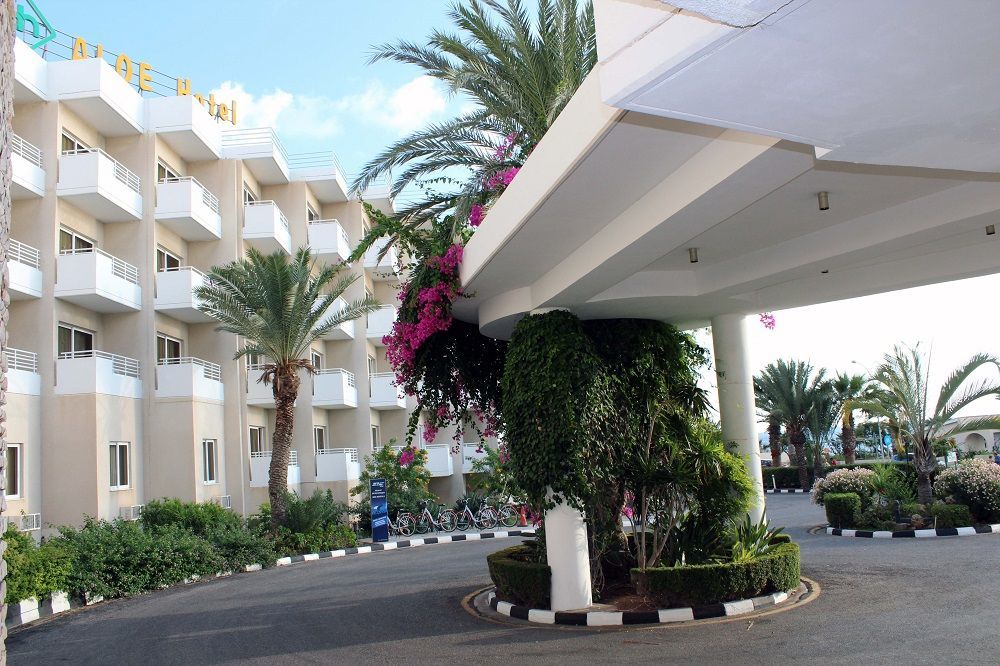 Aloe Hotel Paphos Eksteriør bilde