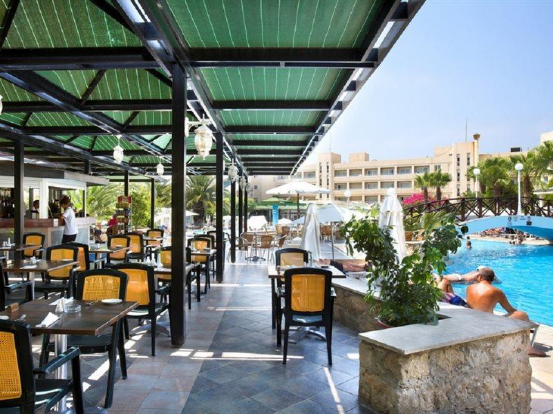 Aloe Hotel Paphos Eksteriør bilde
