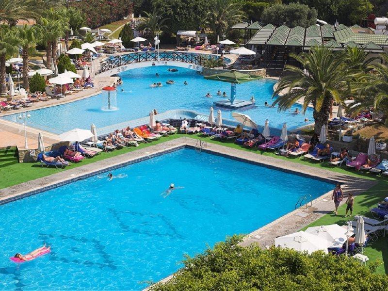 Aloe Hotel Paphos Eksteriør bilde