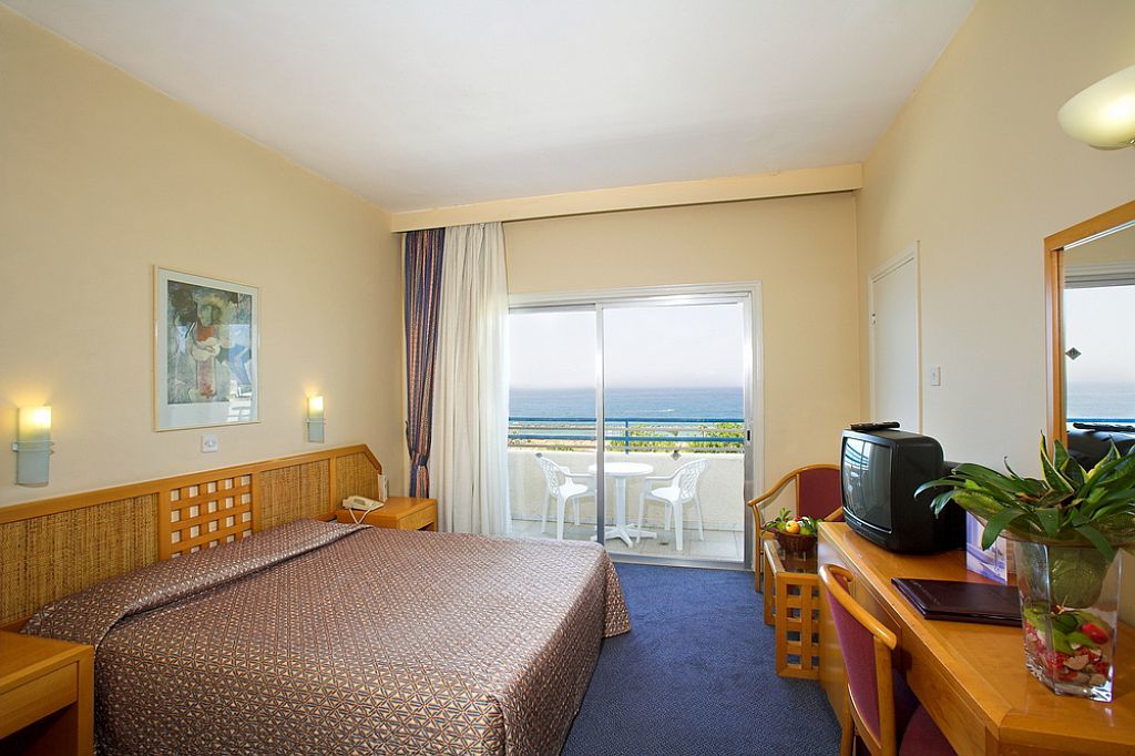 Aloe Hotel Paphos Eksteriør bilde